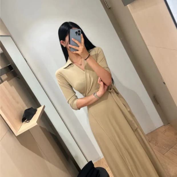카라 랩 롱 맥시 원피스 128cm 찰랑찰랑 소재