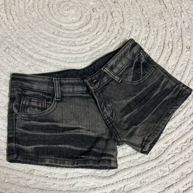 로우라이즈 핫팬츠 짧은 바지 s