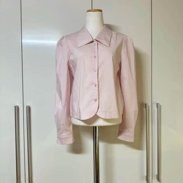 오버핏 퍼프 카라 긴팔 블라우스 연핑크 딸기우유색
