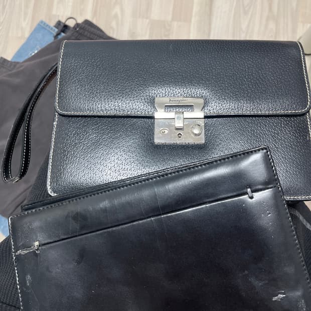페라가모 클러치 두개 일괄