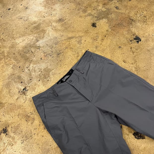 [정품/81] 내셔널지오그래픽 바지 그레이 b18