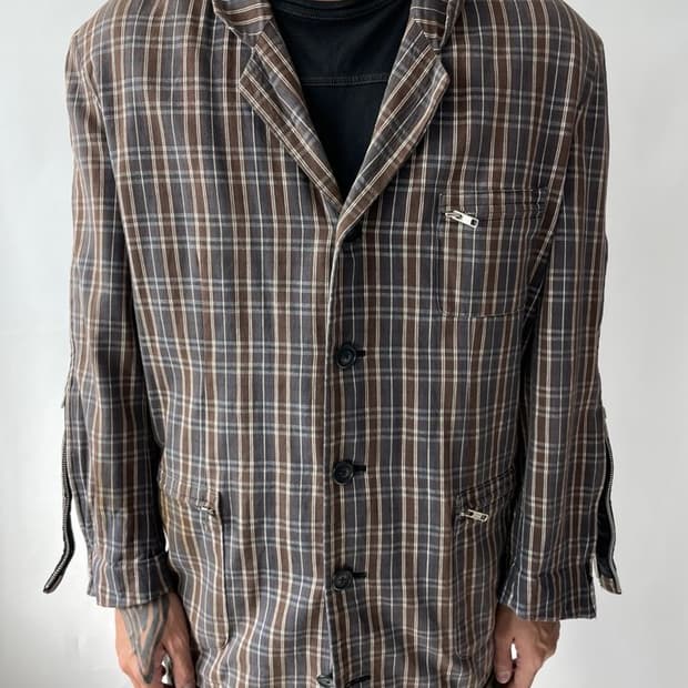 THE SPEW VTG SLEEVE ZIP DETAIL TAILORED 