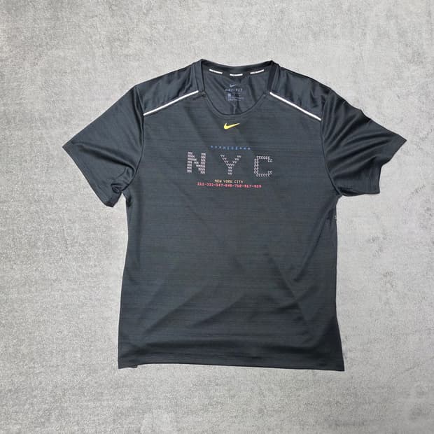 나이키 NYC 드라이핏 반팔 티셔츠 L