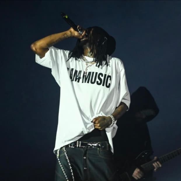 (XL) I AM MUSIC 티셔츠 화이트