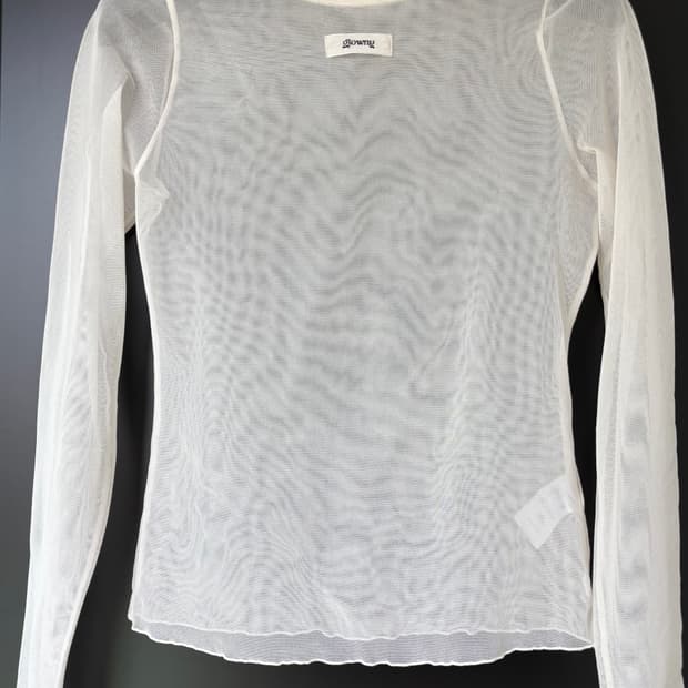 글로니 티셔츠 Glowny sheer long sleeve