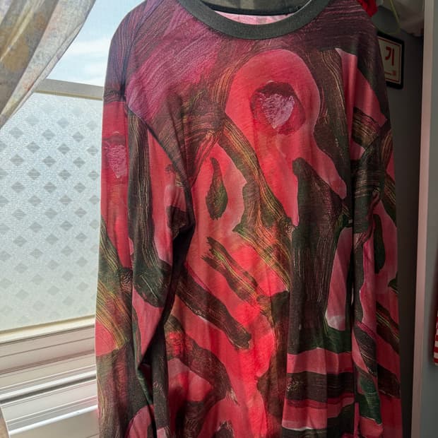 슈프림 롱 슬리브 m size