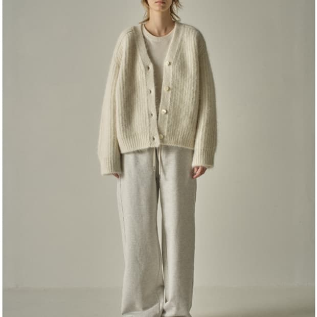 파사드패턴 여성 클라우드 알파카 가디건 S