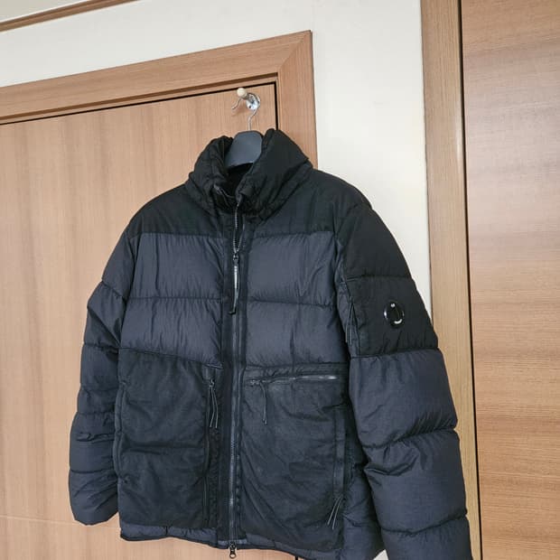 Cp컴퍼니 패딩 씨피컴퍼니