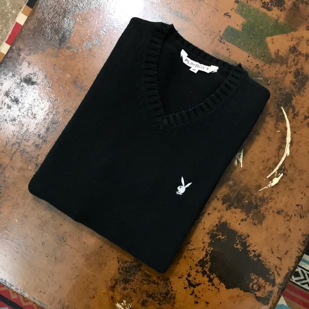 플레이 보이 자수 로고 블랙 니트 조끼 베스트 여성 55 66