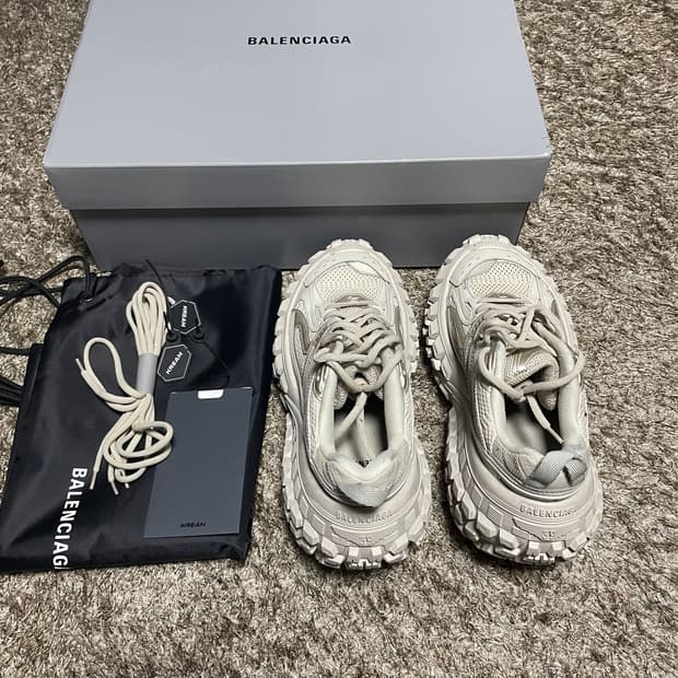 발렌시아가 디펜더 베이지 39