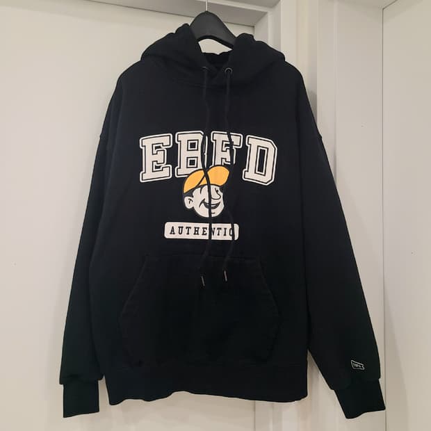 이벳필드 블랙 후드티