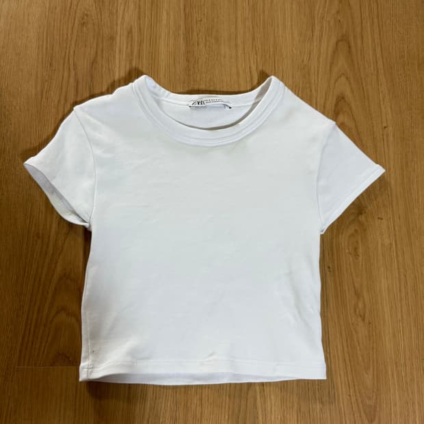 ZARA 화이트 크롭 반팔티 S