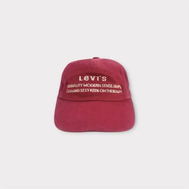 리바이스 레터링 자수 스냅백 (1577)