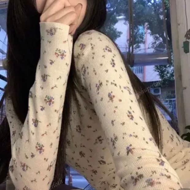 SHEIN 플라워 패턴 긴팔티셔츠 살구색 M