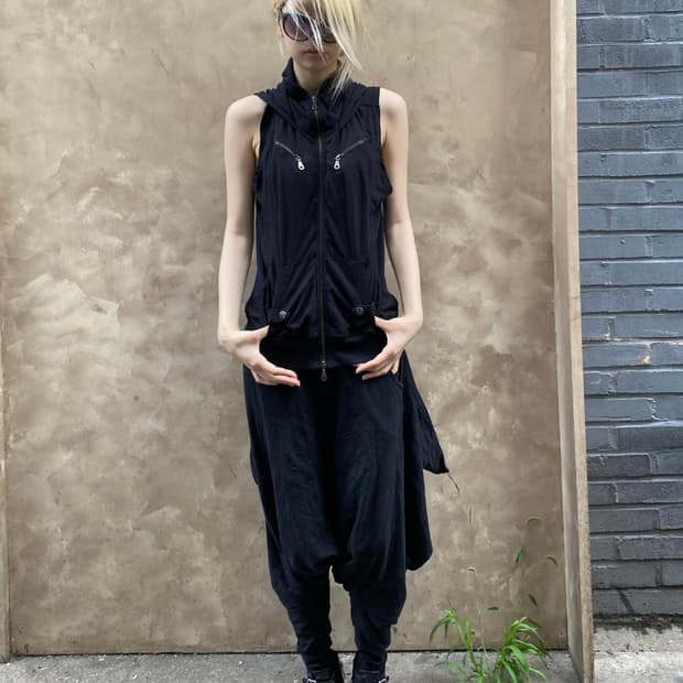 (IN THE ATTIC)Multi-Zip 2-way Sleeveless