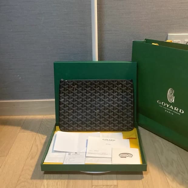 (새상품급/풀구성) 고야드 클러치백 블랙 mm