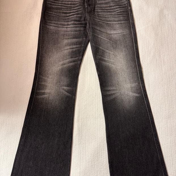 (24fw) 디젤 블랙 워싱 부츠컷 플레어 데님 팬츠 (호시 착용)