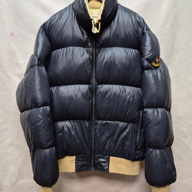 올드 몽클레어 스키웨어 패딩