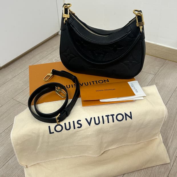 (풀구성) 루이비통 앙프렝뜨 바가텔 호보백 블랙