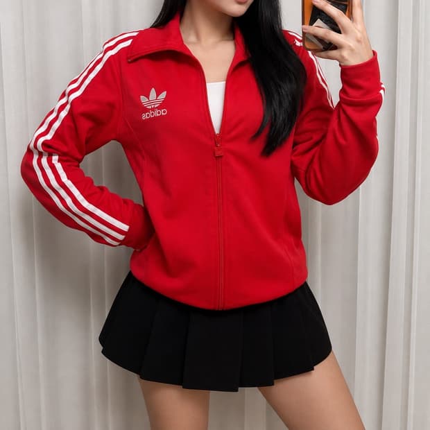 아디다스 유로파 TT 레드 트랙탑