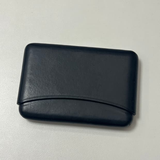 르메르 몰디드 카드지갑