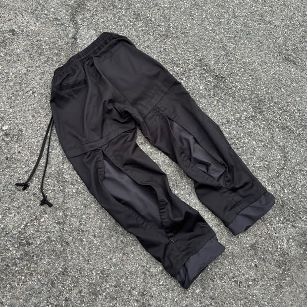 W041(office back slit Tc pants black)