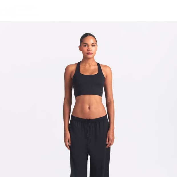 나이키 스킴스 에어리 S