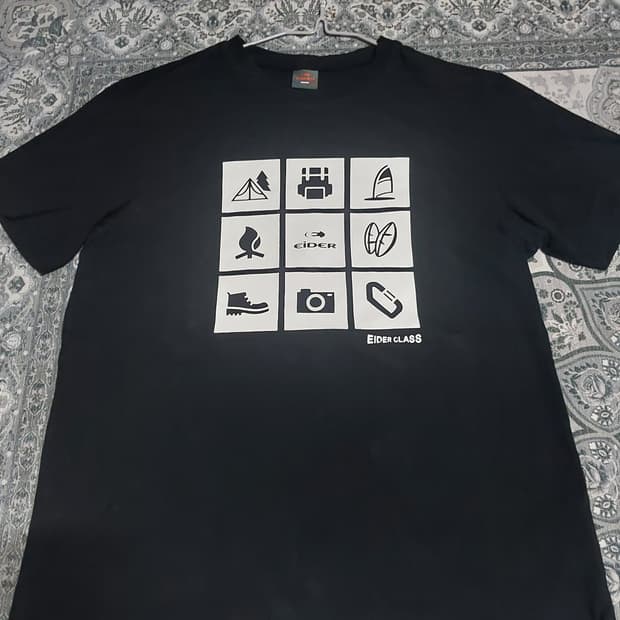 EIDER CLASS 블랙 그래픽 반팔티L