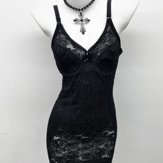 블랙페어리 코르셋 레이스 슬립