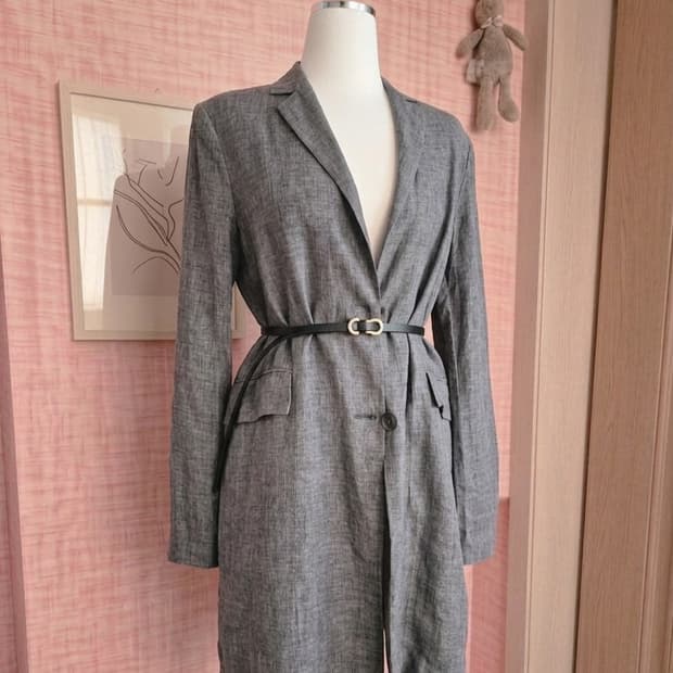 [아떼 바네사브루노] 린넨 100% 미디 롱 자켓 (36사이즈)