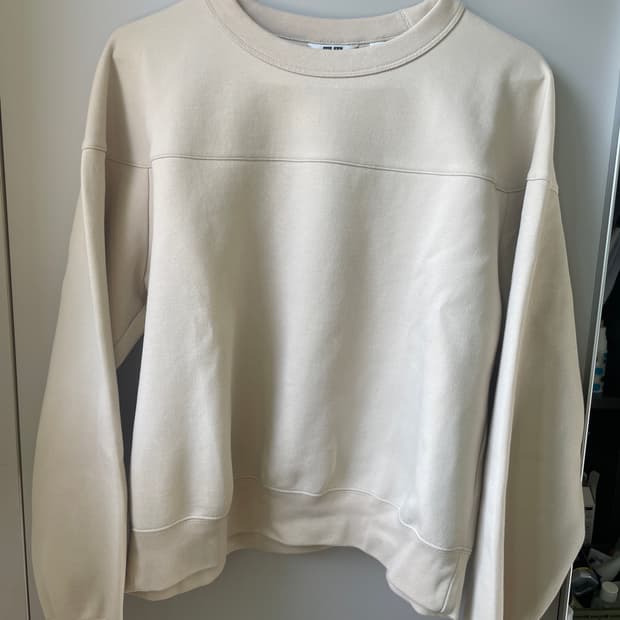 유니클로 u 크루넥 스웨트셔츠