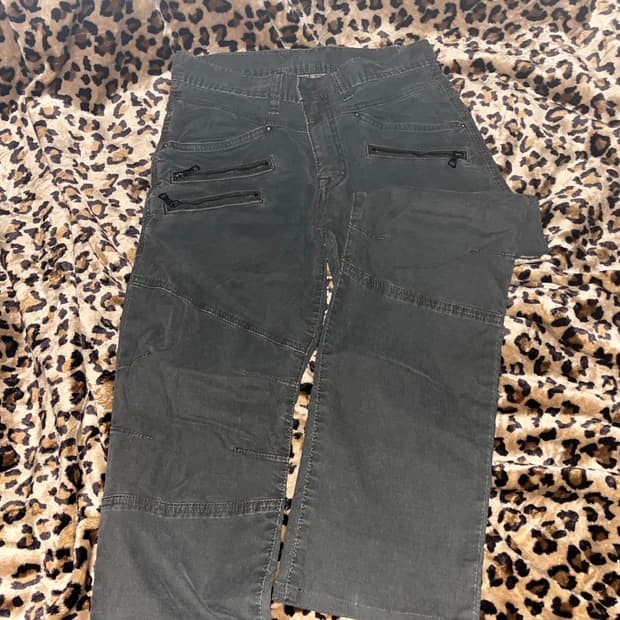 유니클로 빈티지 다크 y2k 팬츠