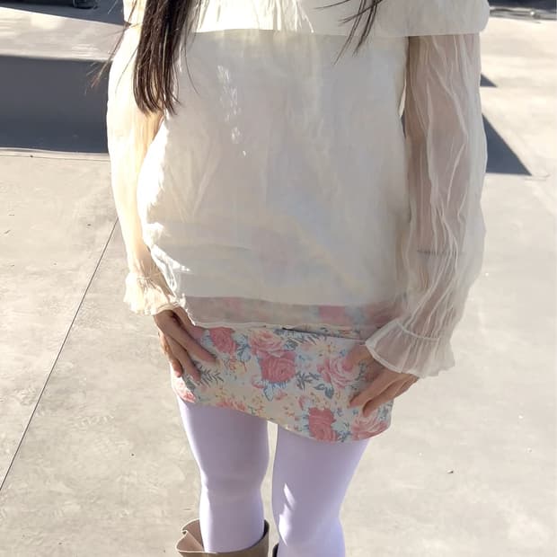 Off-Shoulder Sheer Blouse 오프숄더 쉬어 블라우스