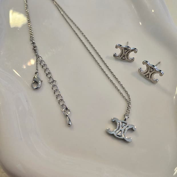 셀린느 업사이클링 은장 목걸이