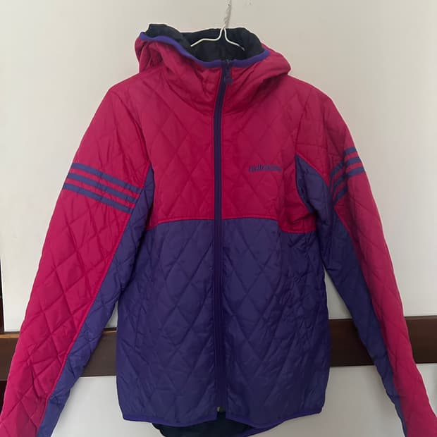 아디다스 경량 패딩 