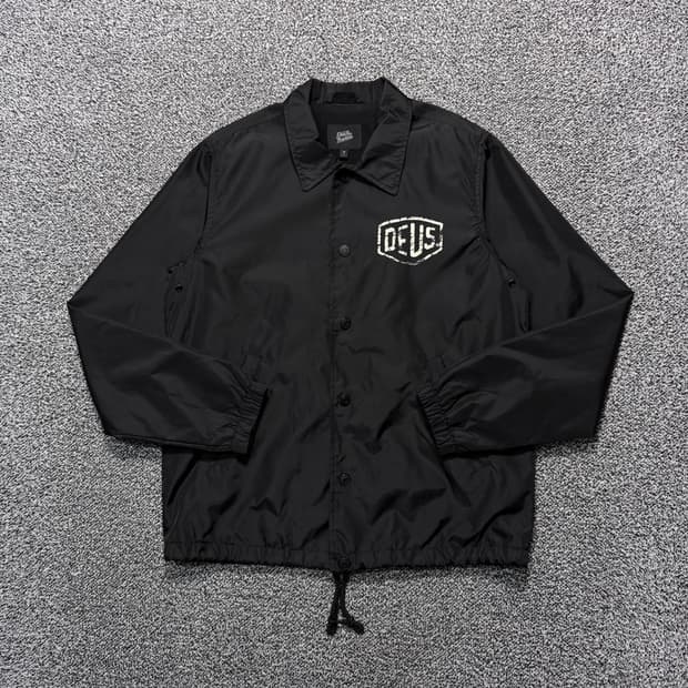Name : 데우스 빈티지 스크레치 디테일 블랙컬러 코치자켓 :) 