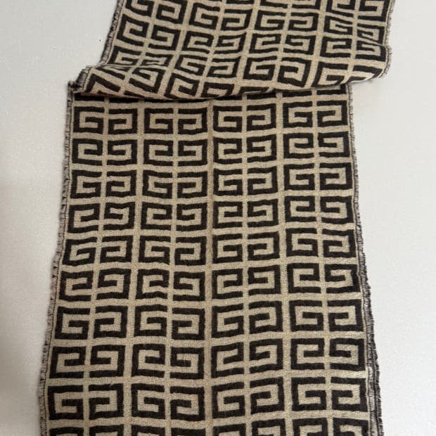 정품)지방시머플러