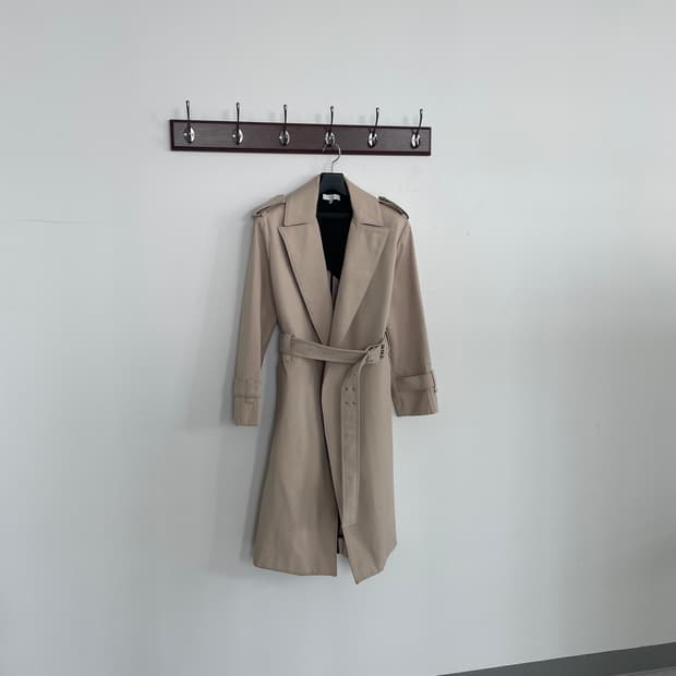 이로 벨티드 헤비 트렌치 코트 베이지