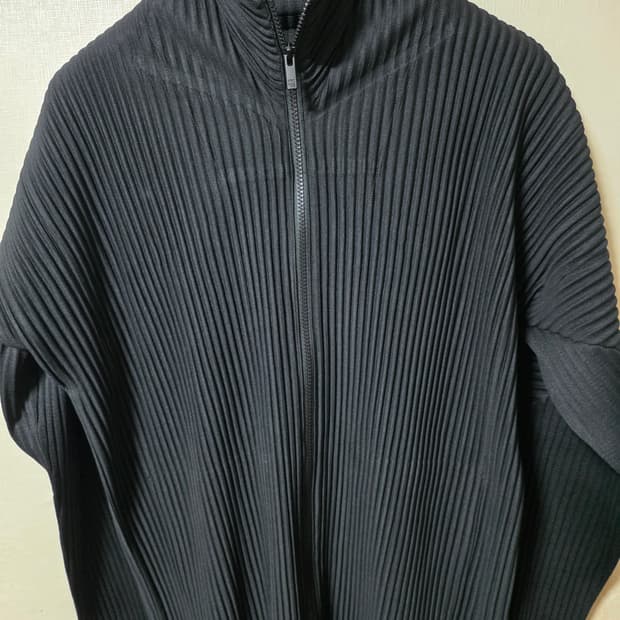 옴므플리세 베이직 하이넥 집업 4사이즈