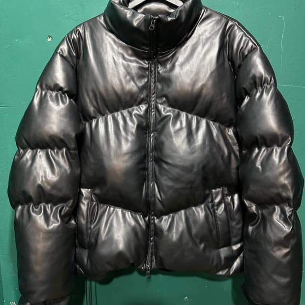 가죽 푸퍼패딩 110사이즈