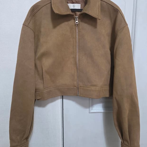 런던플랏 스웨이드 크롭 자켓