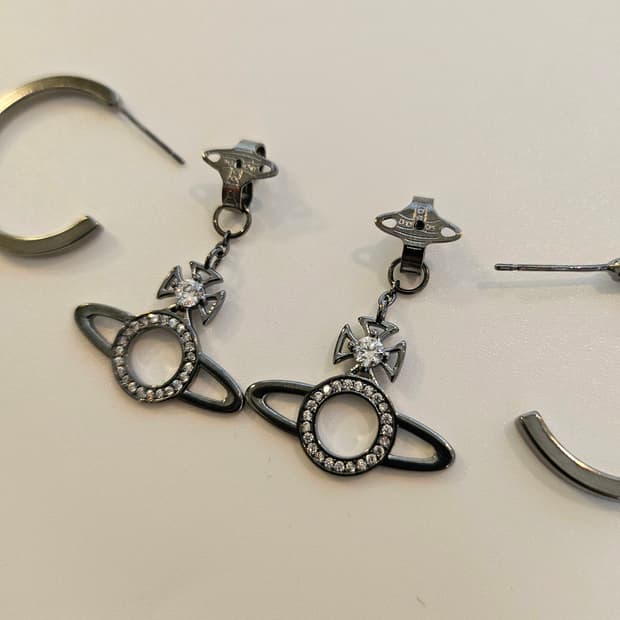 비비안웨스트우드 업사이클링 후프링 귀걸이