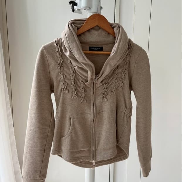 Ruffle Hoodie Zip-Up