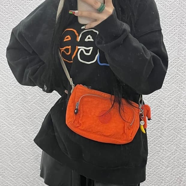 키플링 빈티지 스트릿 키치 Y2K 오렌지 미니 크로스백 C09605
