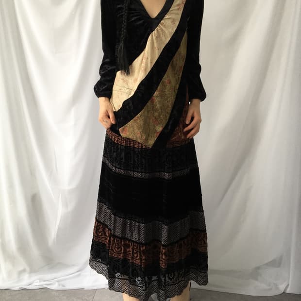 Oriental mood velvet sleeve