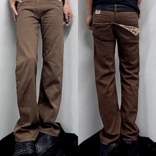 “Vintage” Kitsch Leopard Detail Brown Pa