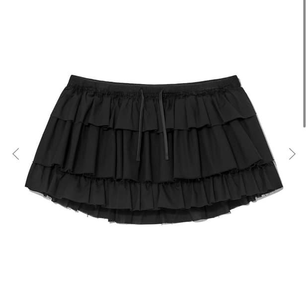 Glowny girlfriend ruffle mini skirt