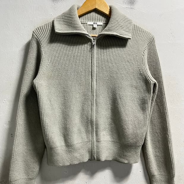 55-66 유니클로 스판 니트집업 정품