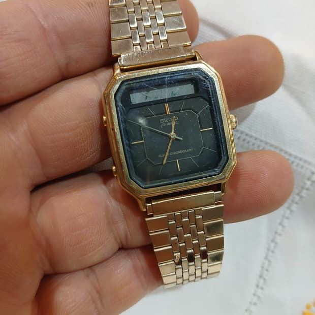 80s 빈티지 세이코 아나디지 쿼츠 시계