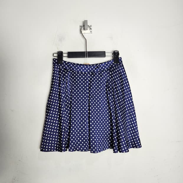 코데즈컴바인 도트 플리츠 미니 스커트